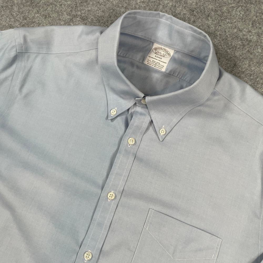 Brooks Brothers SOHO Mens Button Down Shirt 16½-33 Light Blue Long Sleeve